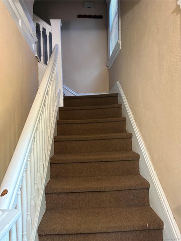 254 Hempstead Avenue, Rockville Centre, NY 11570