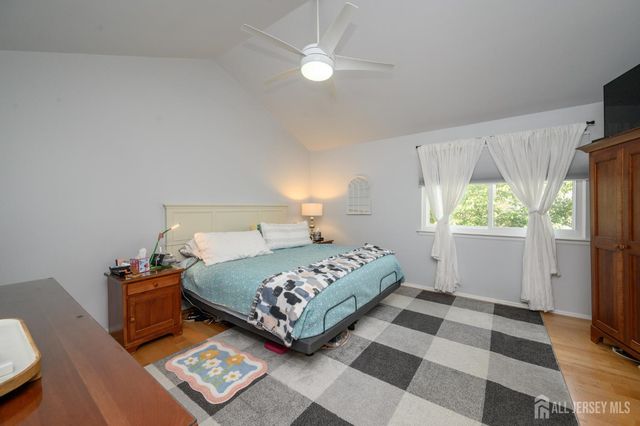 46 Davids Court, South Brunswick, NJ 08810