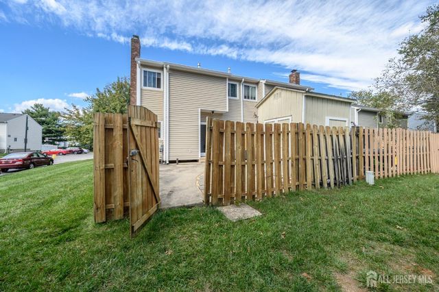 46 Davids Court, South Brunswick, NJ 08810