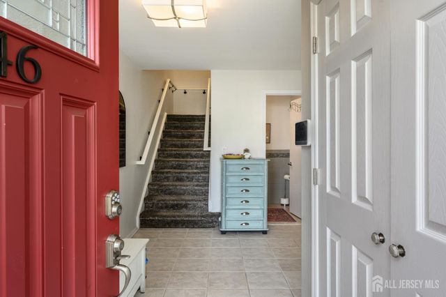 46 Davids Court, South Brunswick, NJ 08810
