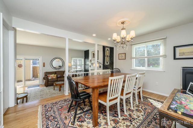 46 Davids Court, South Brunswick, NJ 08810
