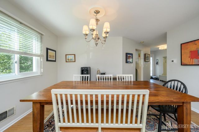 46 Davids Court, South Brunswick, NJ 08810