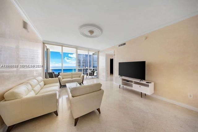 18101 Collins Ave 4702, Sunny Isles Beach, FL 33160