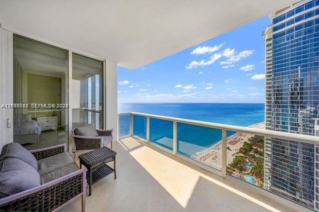 18101 Collins Ave 4702, Sunny Isles Beach, FL 33160