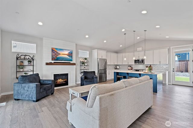 4009 60th Avenue NE, Marysville, WA 98270