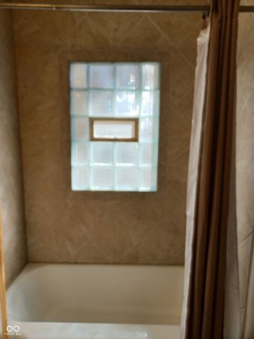 831 N Hawthorne Lane, Indianapolis, IN 46219