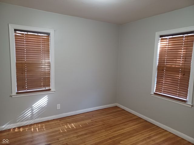 831 N Hawthorne Lane, Indianapolis, IN 46219