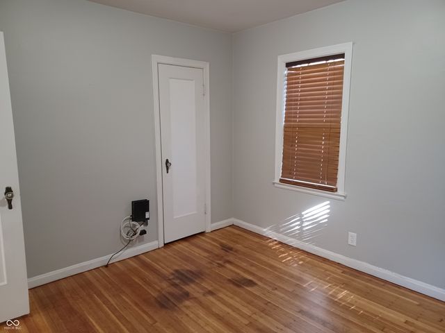 831 N Hawthorne Lane, Indianapolis, IN 46219