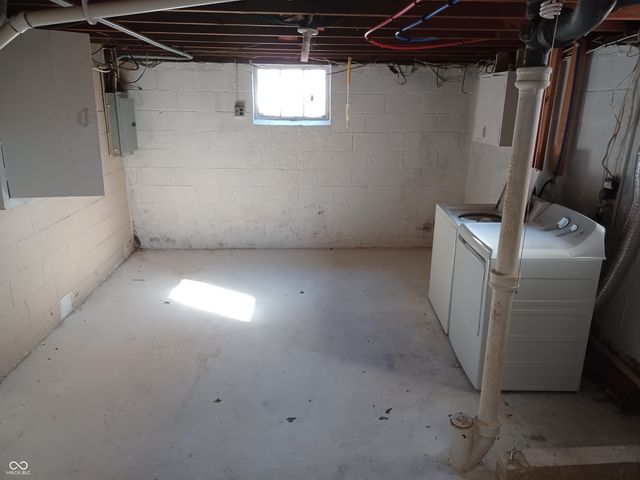 831 N Hawthorne Lane, Indianapolis, IN 46219