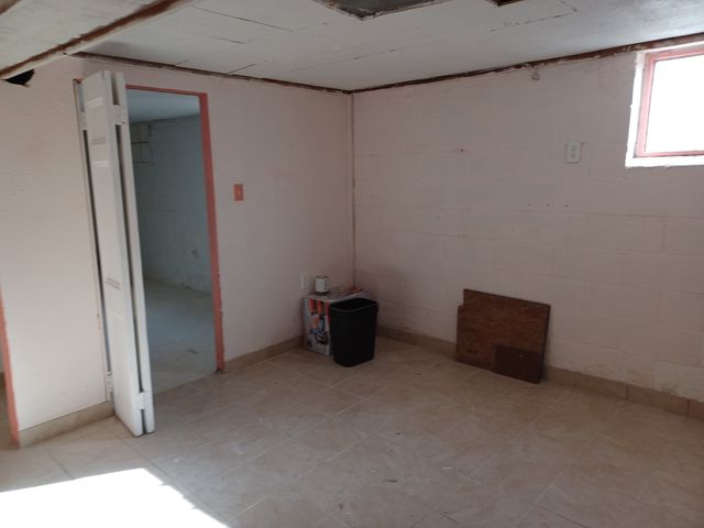 831 N Hawthorne Lane, Indianapolis, IN 46219