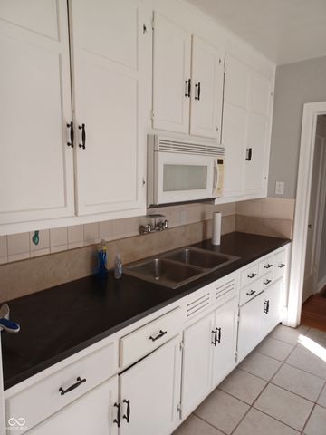 831 N Hawthorne Lane, Indianapolis, IN 46219