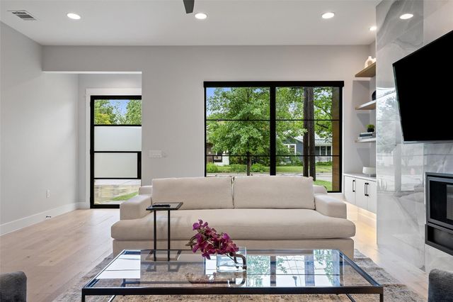 5405 Montview ST, Austin, TX 78756