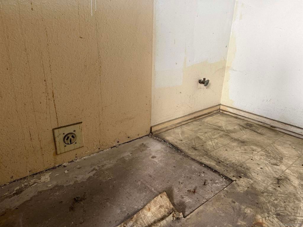 Image 15 of property listing at 867 W San Ysidro Blvd 5, San Ysidro, CA 92173