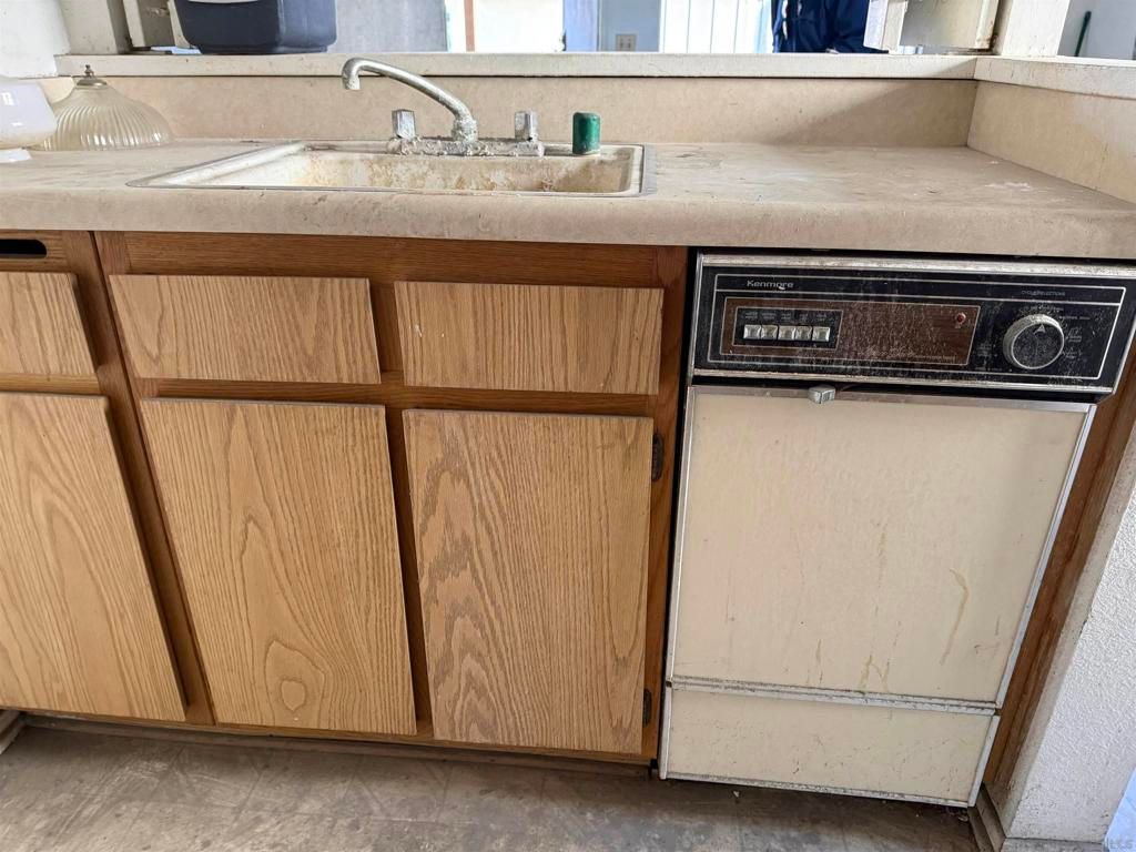 Image 16 of property listing at 867 W San Ysidro Blvd 5, San Ysidro, CA 92173