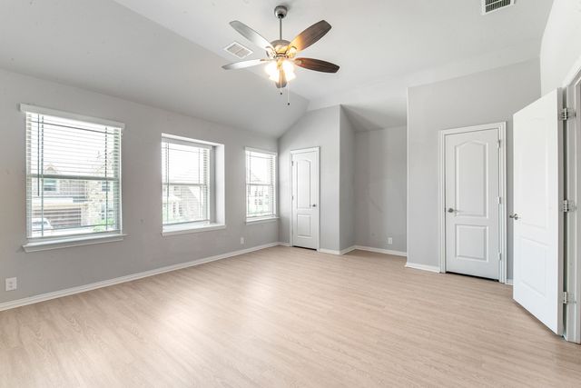 505 Livia Street, Burleson, TX 76028