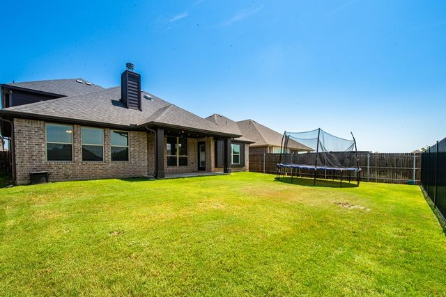 505 Livia Street, Burleson, TX 76028