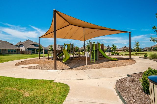 505 Livia Street, Burleson, TX 76028