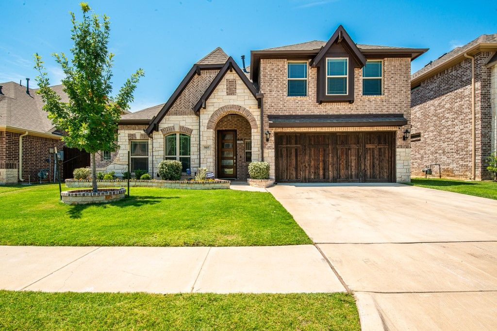 505 Livia Street, Burleson, TX 76028 — photo 2