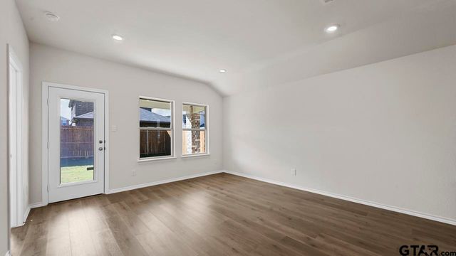 1663 Blaire Drive, Tyler, TX 75704