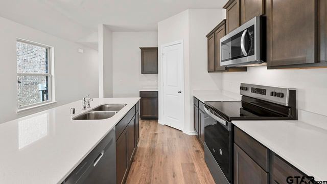 1663 Blaire Drive, Tyler, TX 75704