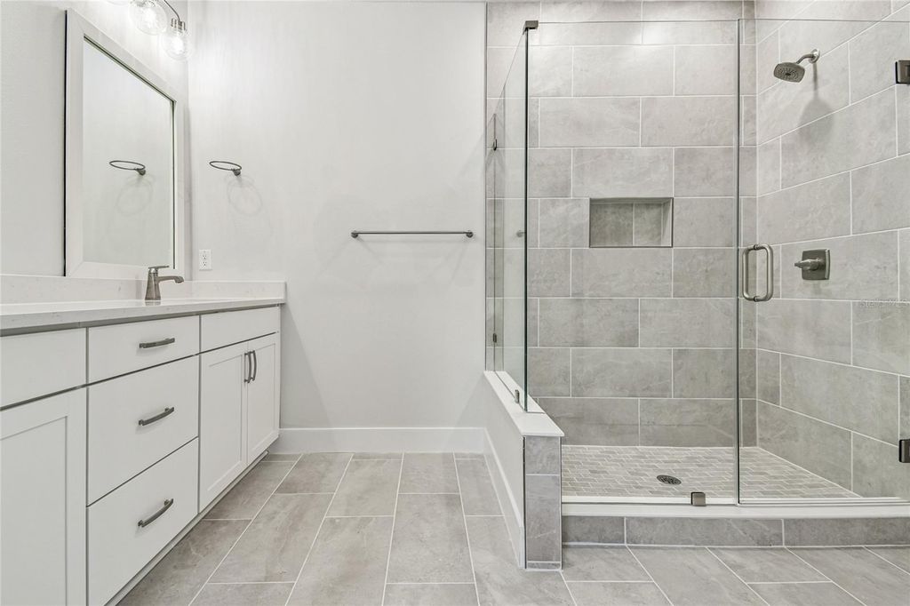 Image 22 of property listing at 3125 4TH TERRACE N, St Petersburg, FL 33713