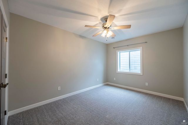 416 Ledgestone Ridge Court, Manhattan, KS 66503