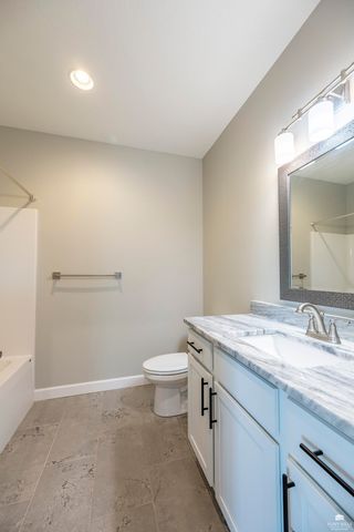 416 Ledgestone Ridge Court, Manhattan, KS 66503