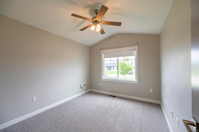 416 Ledgestone Ridge Court, Manhattan, KS 66503