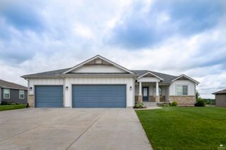 416 Ledgestone Ridge Court, Manhattan, KS 66503