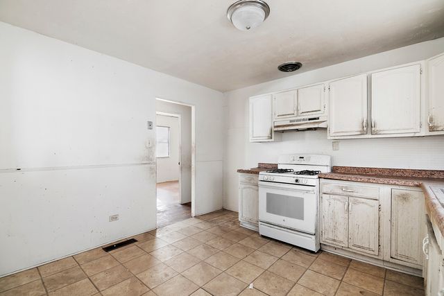 1869 Summit Avenue, Kankakee, IL 60901
