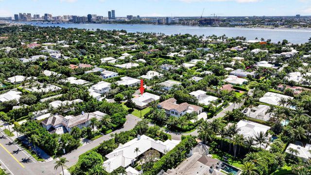 217 Plantation Road, Palm Beach, FL 33480