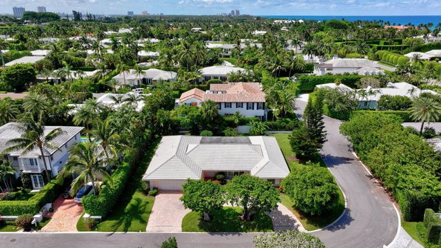 217 Plantation Road, Palm Beach, FL 33480
