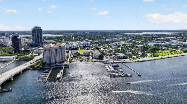 217 Plantation Road, Palm Beach, FL 33480