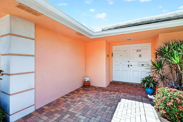 217 Plantation Road, Palm Beach, FL 33480