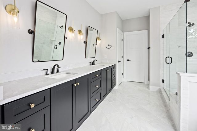 6716 VAN FLEET DR, Mclean, VA 22101