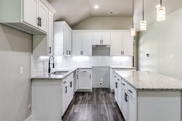 3235 Pine Street, Dallas, TX 75215