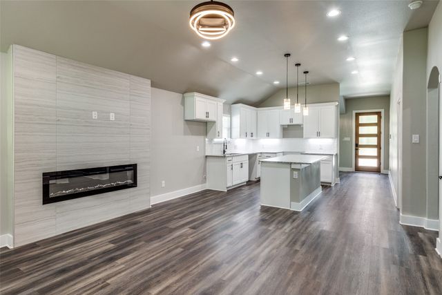 3235 Pine Street, Dallas, TX 75215
