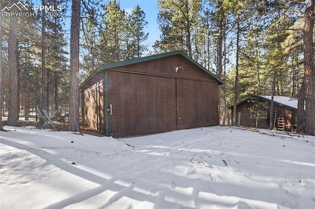 3375 Pinehurst Circle, Colorado Springs, CO 80908