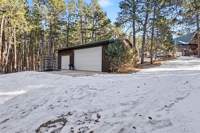 3375 Pinehurst Circle, Colorado Springs, CO 80908