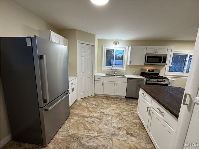 302 North Main Street, Lenox, NY 13032