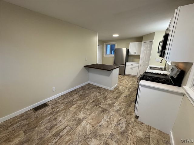 302 North Main Street, Lenox, NY 13032