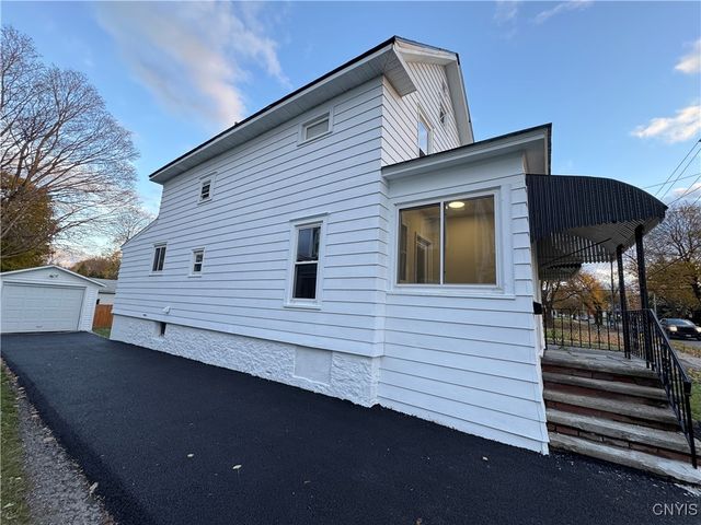 302 North Main Street, Lenox, NY 13032