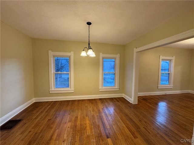 302 North Main Street, Lenox, NY 13032