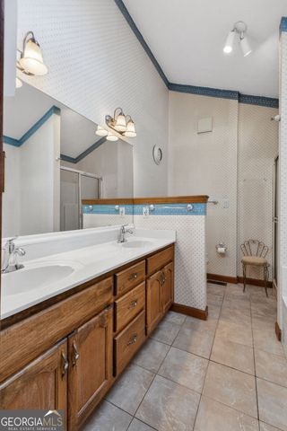 175 Flat Creek Court, Fayetteville, GA 30214