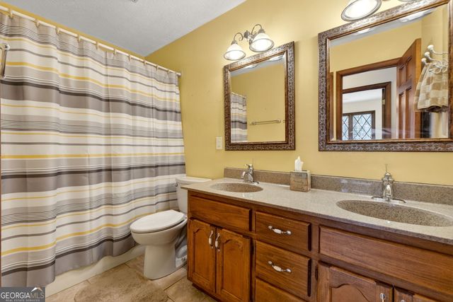 175 Flat Creek Court, Fayetteville, GA 30214