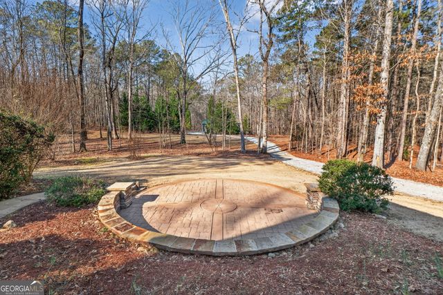 175 Flat Creek Court, Fayetteville, GA 30214