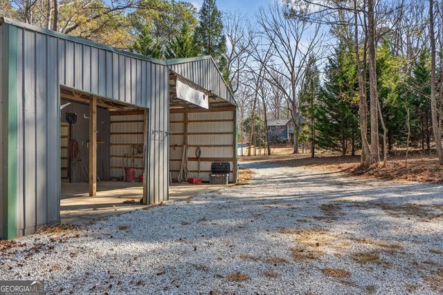 175 Flat Creek Court, Fayetteville, GA 30214