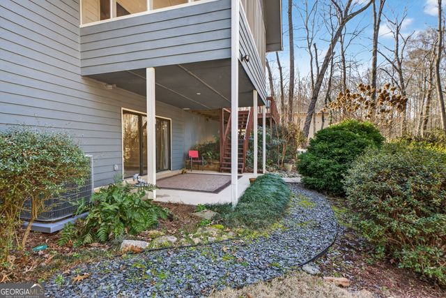 175 Flat Creek Court, Fayetteville, GA 30214