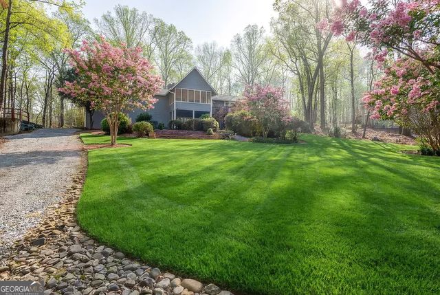 175 Flat Creek Court, Fayetteville, GA 30214