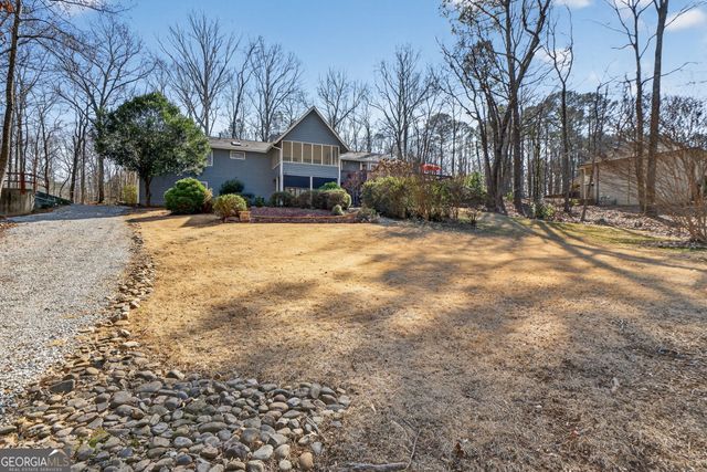 175 Flat Creek Court, Fayetteville, GA 30214